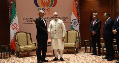 President Pezeshkian Meets Indian Prime Minister on Sidelines of BRICS Summit