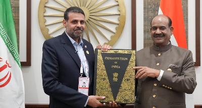 Iranian Parliamentary Delegation Meets with Speaker of Indias Lok Sabha